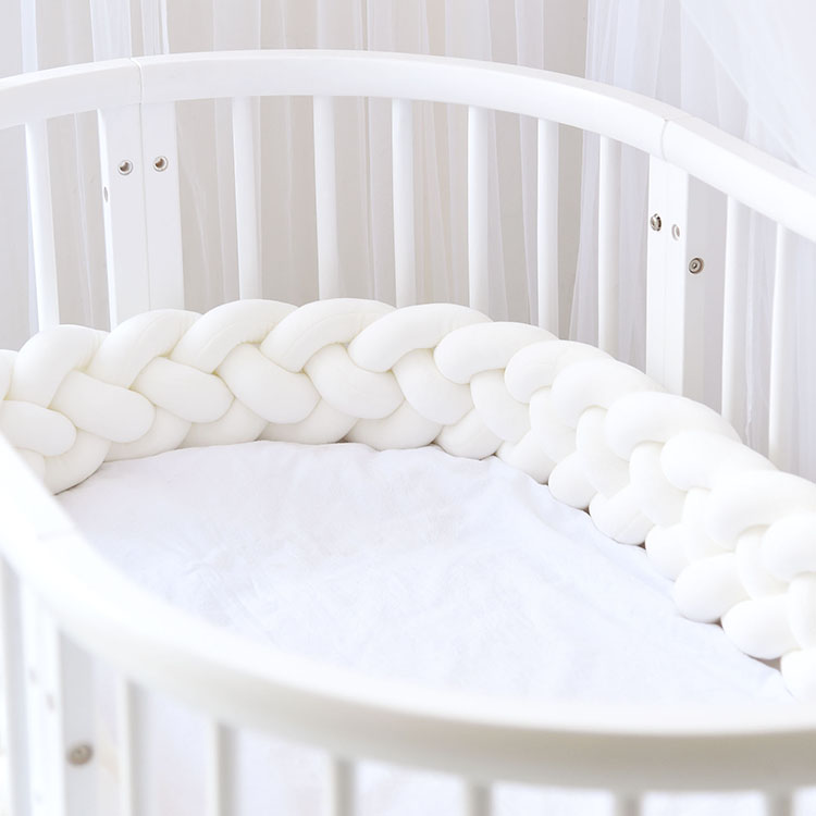 baby crib knotted bumper